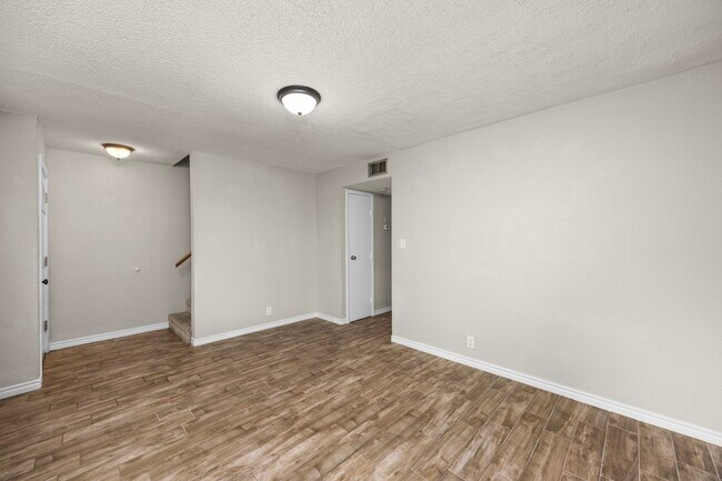 11002 Hammerly Blvd Unit 214