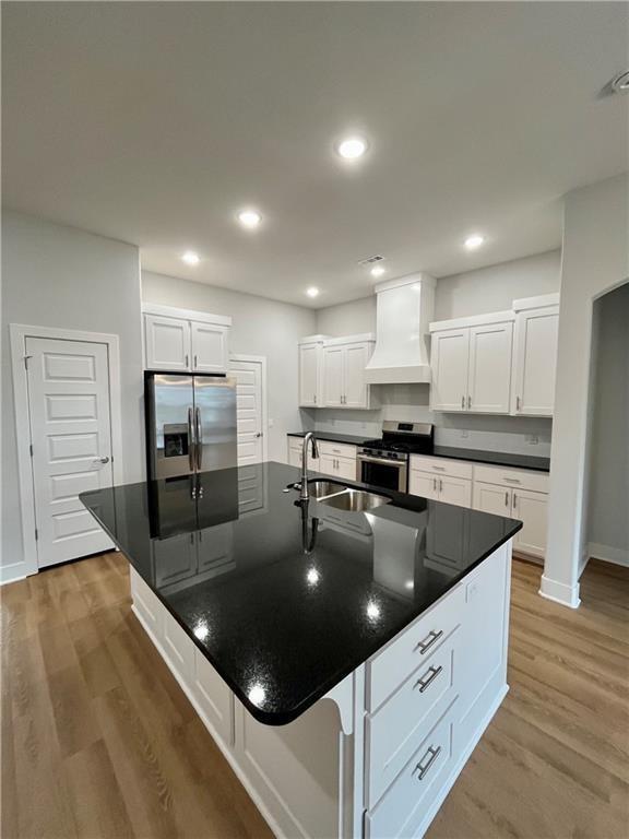 Photo - 1545 N Dawes St