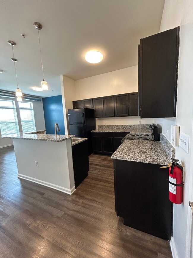 3BR Kitchen - 632MLK Unit 000