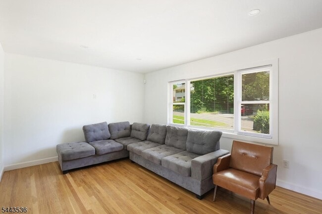 Photo - 538 Dietz St