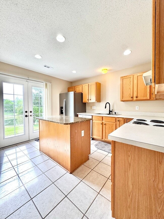 Photo - 4437 Carly's Way