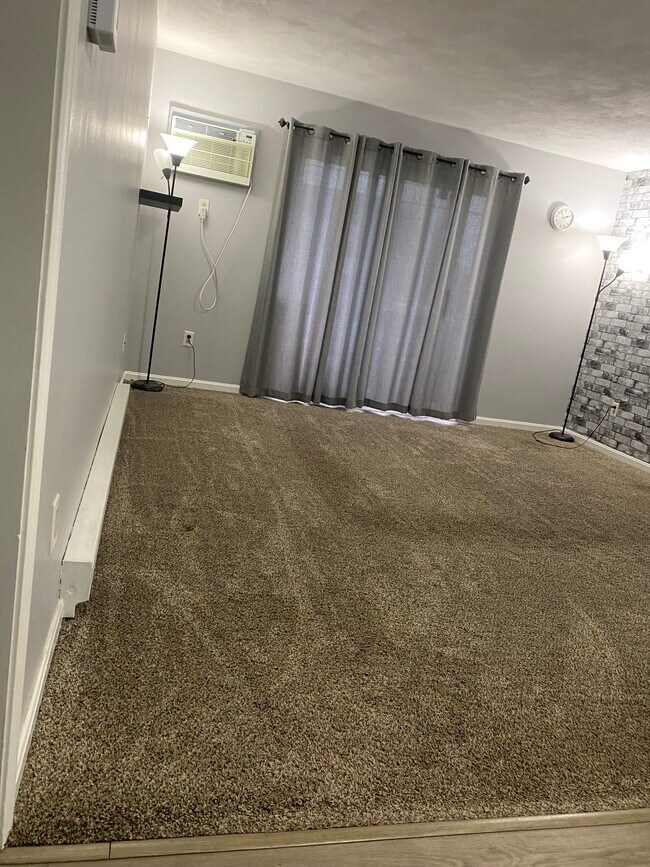 Photo - 200 Manville Hill Rd Unidad 107