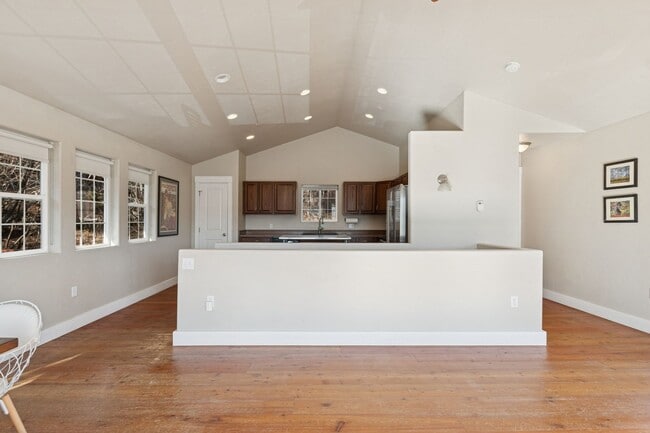 Photo - Cute Whitefish Home close to the Footbridge