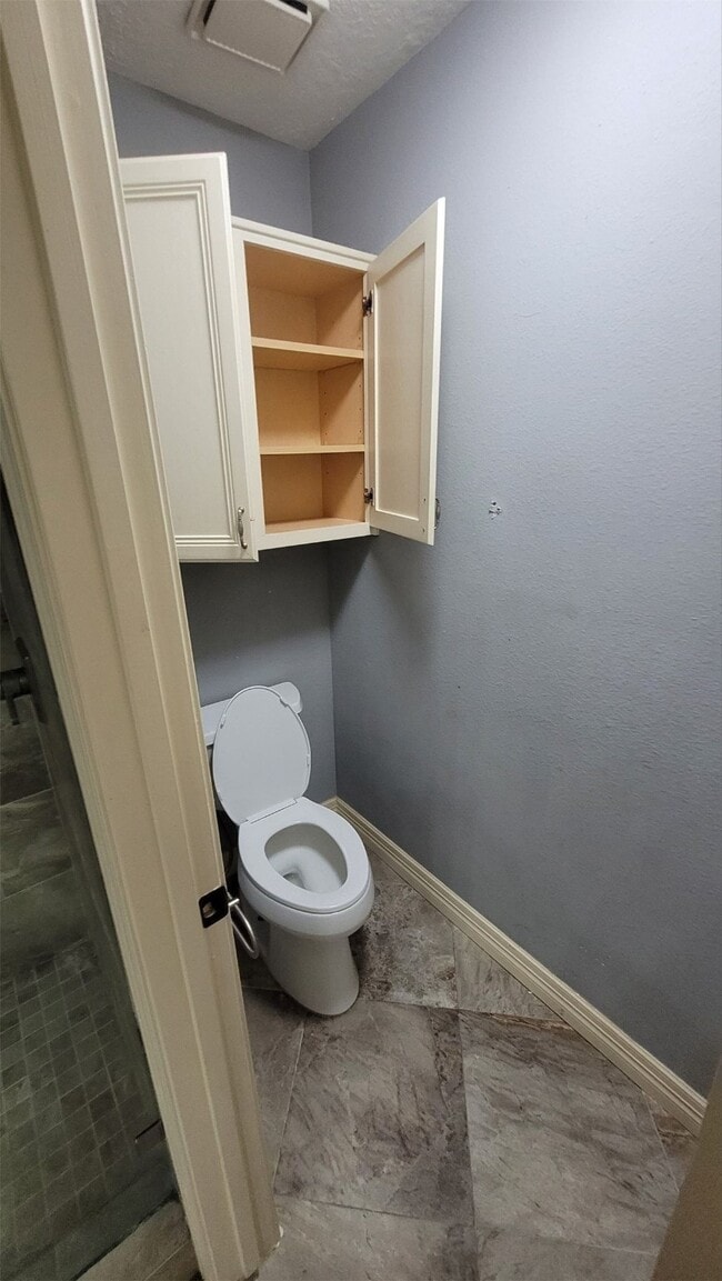 Photo - 13307 Lynnville Dr