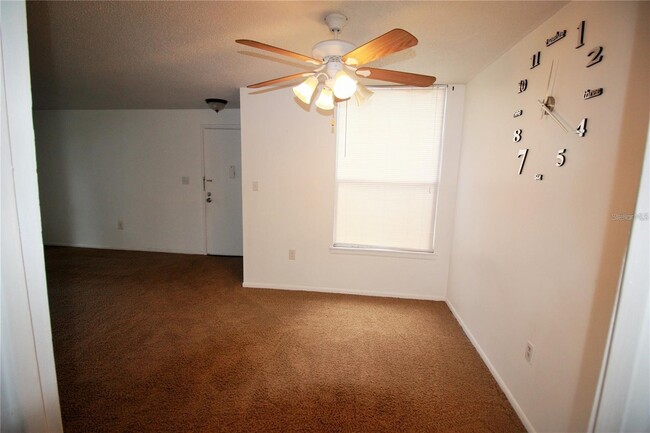 Photo - 522 Orange Dr Townhome