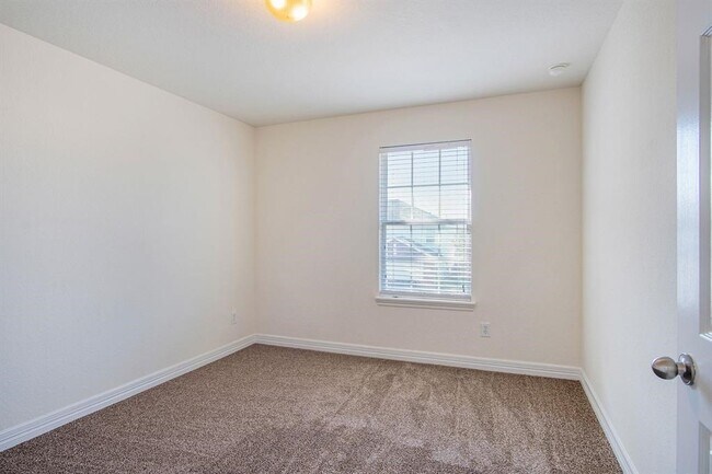 Photo - 19718 Summerlin Dr