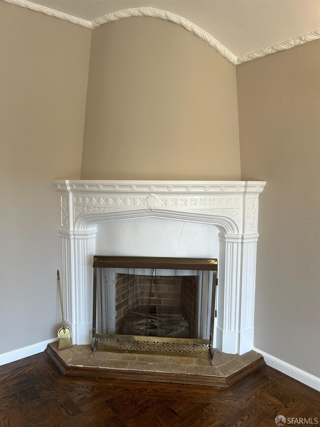 Photo - 242 Bright St