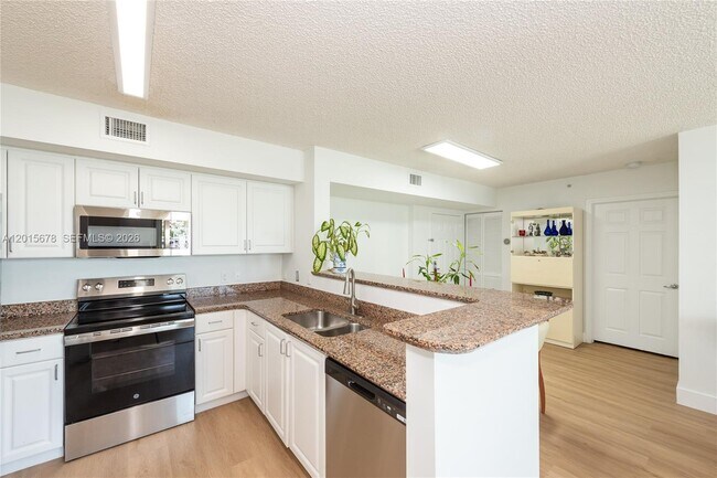 Photo - 1155 Brickell Bay Dr Unidad 609
