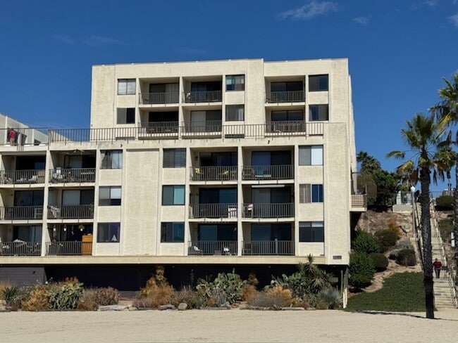 Photo - Steps from Alamitos Beach! Modern 1 bed 1 ...