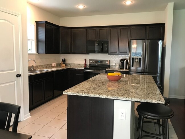 Photo - Just Minutes to Barksdale Air Force Base.....