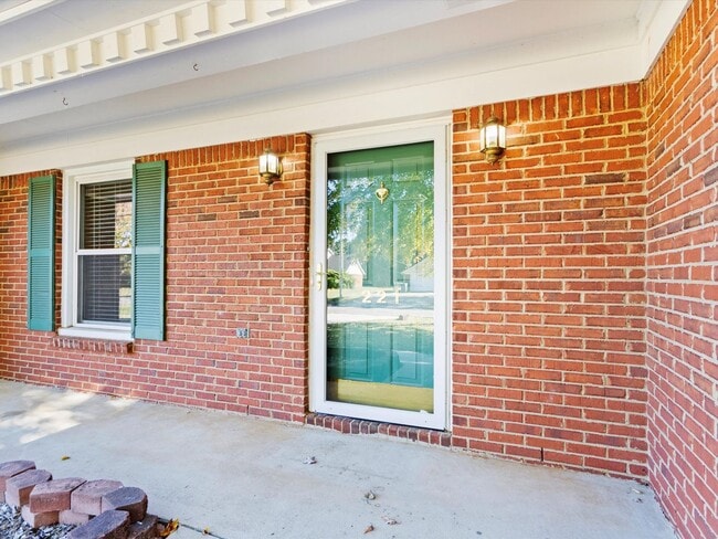 Photo - Great location in Harvest and only minutes...