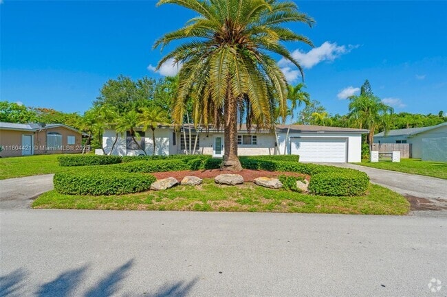 Building Photo - 15400 SW 84th Ave Rental