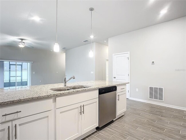 Photo - 1 Potwood Pl