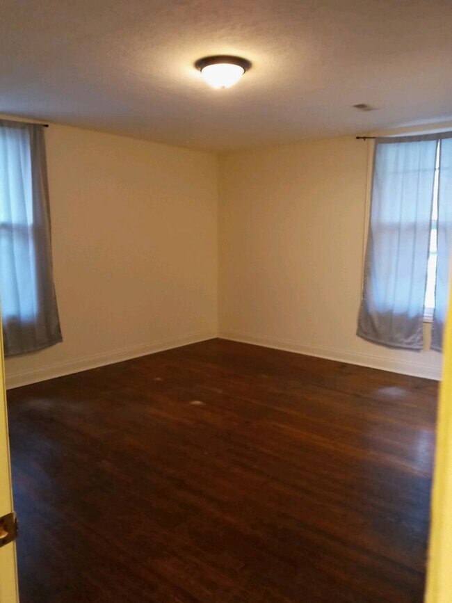 Photo - 308-312 N Washington Unit 312