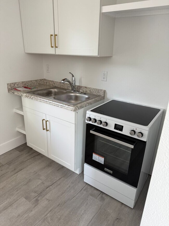 Photo - BRAND NEW 1-BEDROOM 1-BATH DUPLEX $1,200/ mo. - CLOSE TO EGLIN AFB Unidad A