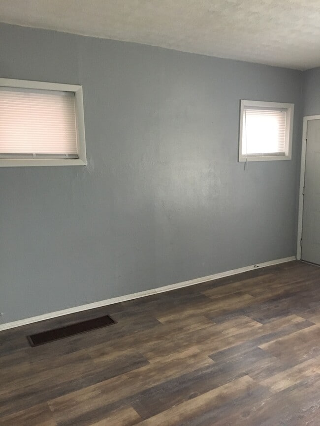 4217 S Grand Blvd Unidad 1