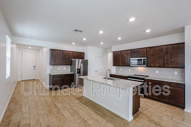 Photo - 18148 W Daley Ln