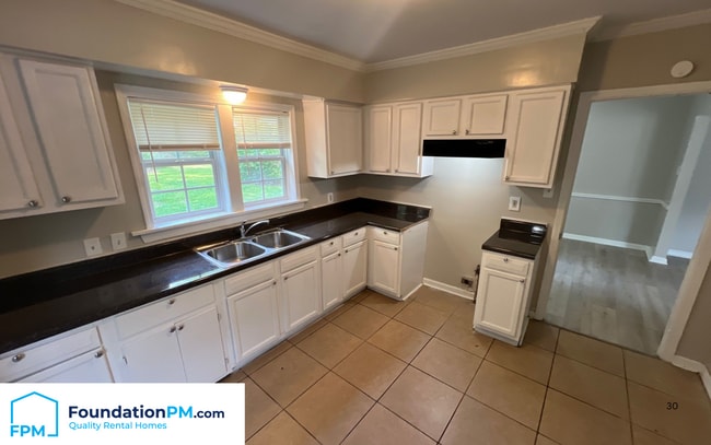 Photo - 1847 Driftwood Ave