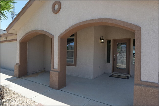 Photo - 6617 Berringer St