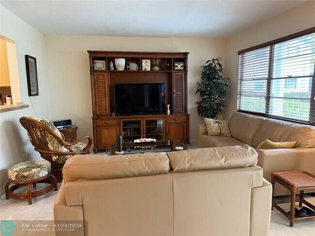 Photo - 42 Tilford C Unit 42