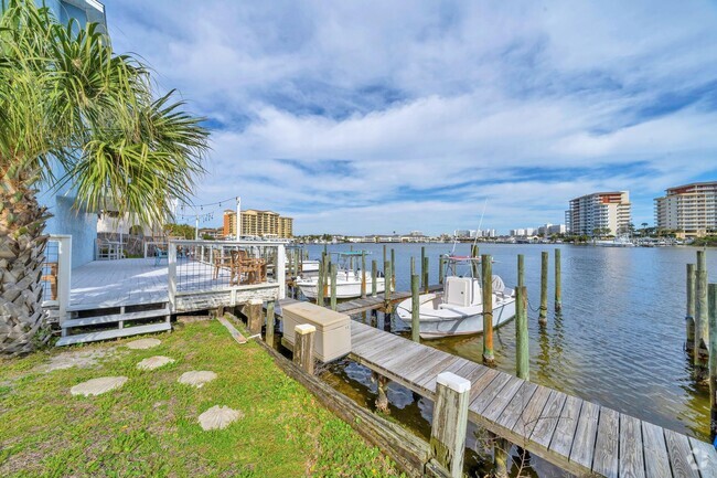 Building Photo - Charming 3-Story Townhome with Harbor View...