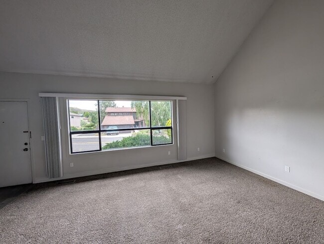 Photo - Lovely 2 Bedroom Elks Condo