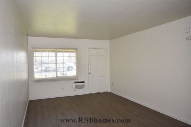 Photo - 2101 Bell Ave