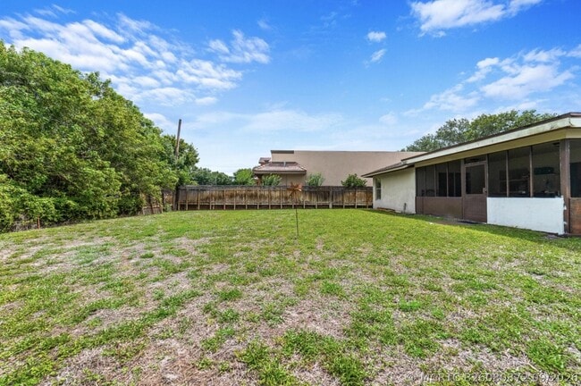 651 SW Badger Terrace