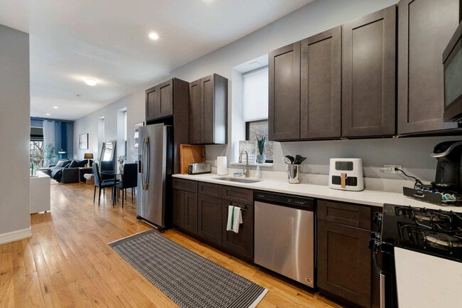 Photo - 109 S Paulina St Unidad ID1244958P