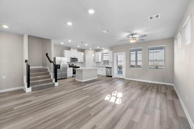 Building Photo - 1514 Blue Acer Dr