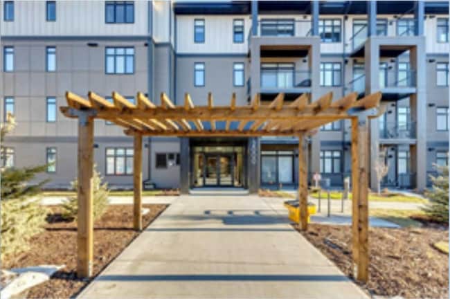Building Photo - Come enjoy the quality, charm and elegance that define this Seton residence. Unit 2411