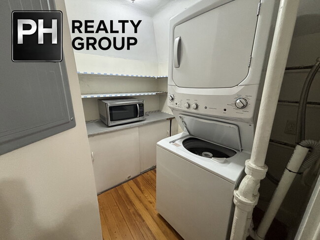 Photo - Park Road, Belmont, MA 02478 - 2 BR 1 BA triplex Unit 2