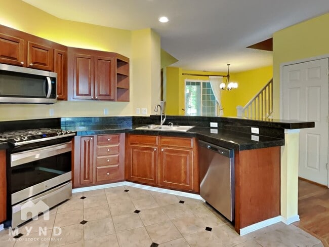 Photo - 1723 NE Ashberry Dr