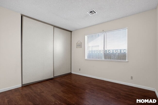 Photo - 43038 Lemonwood Dr