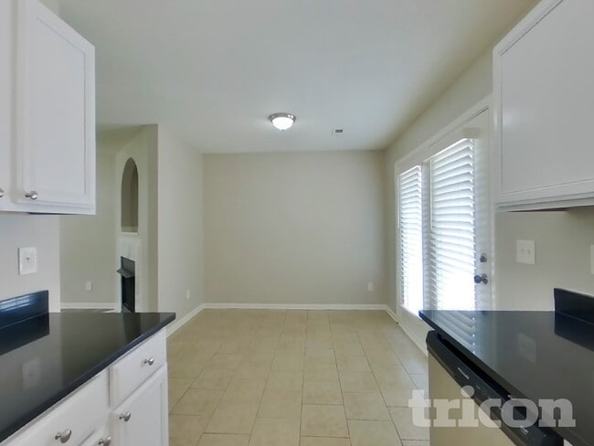 Photo - 1787 Mission Oaks St