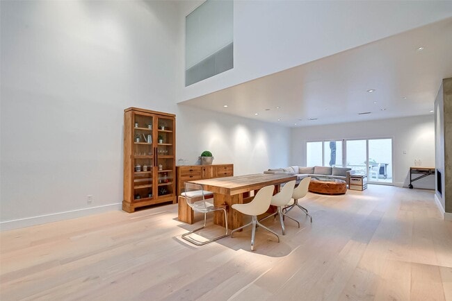 Photo - 39 River Hollow Ln