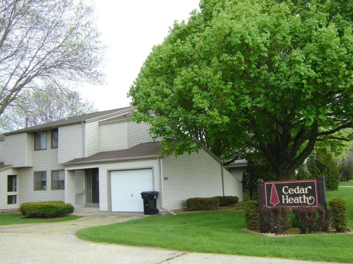 Cedar Heath Townhomes - Cedar Heath Townhomes