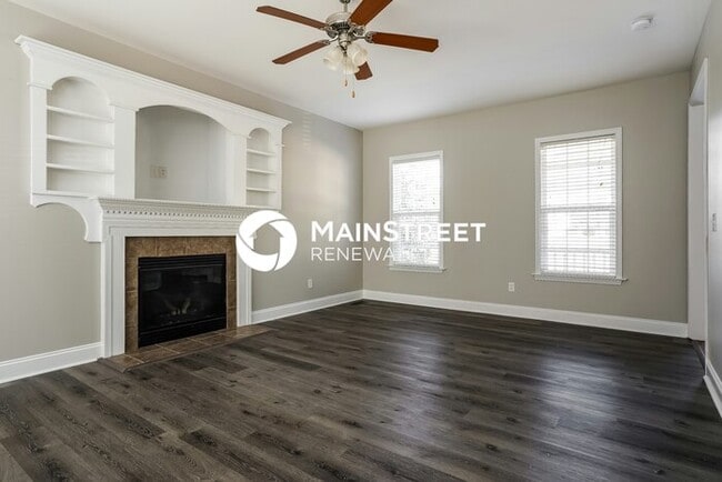 Photo - 3 Bedroom Pet-Friendly Home in Wendell, NC with Main Street Renewal