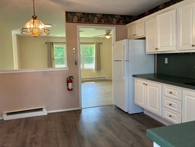 Photo - 335A Canterbury Ct Unit 335A Canterbury Court