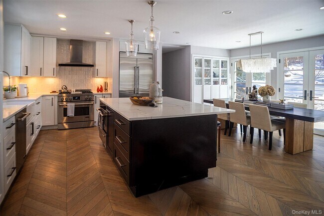 Photo - 1144 Post Rd