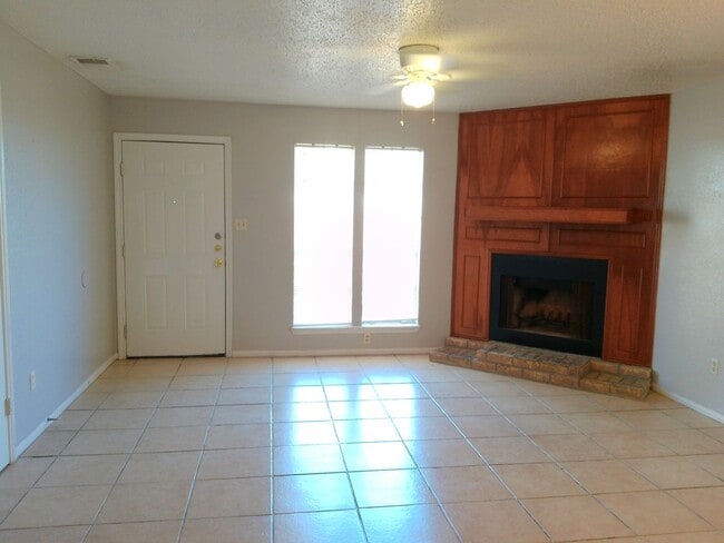 Photo - 7202 Mansions Dr