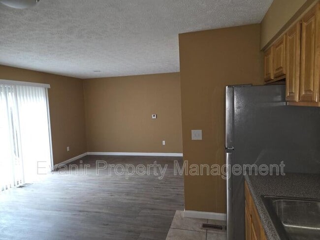Photo - 3043 Idylwilde Blvd Unidad Apt 1-B