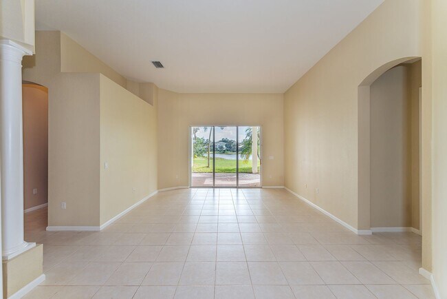 Photo - Spacious 4/3/3 in Hammock Creek Estates in...