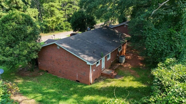 Photo - 123 Pecan St