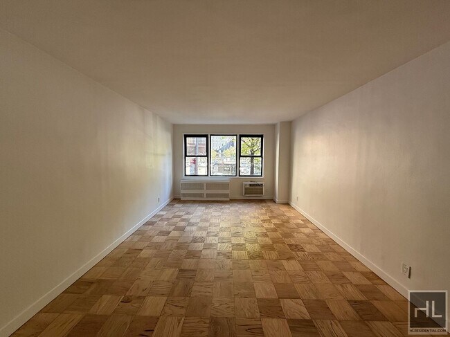 Photo - EAST 36 STREET Unit 1H