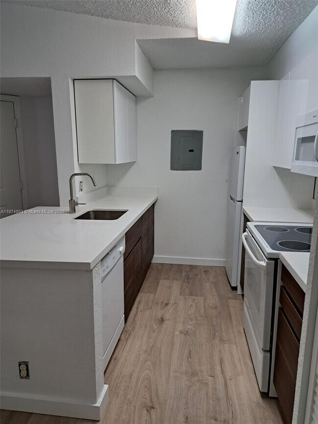 Photo - 2946 S University Dr Unit 7206