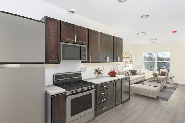 Townhomes along Hamilton Ave, MD!
