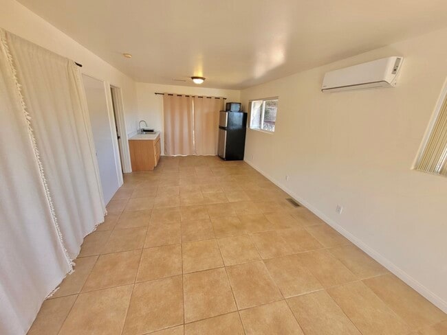 Photo - 1550 Encino Dr