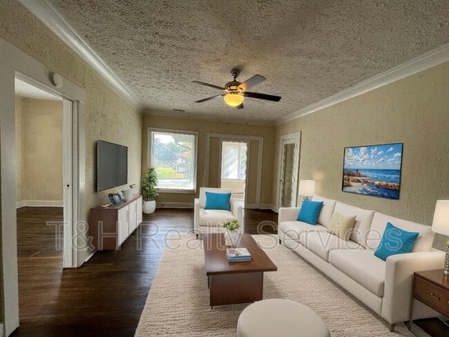 Photo - 3504 E Fall Creek Pkwy N Dr Unit Apt 4 3504-4