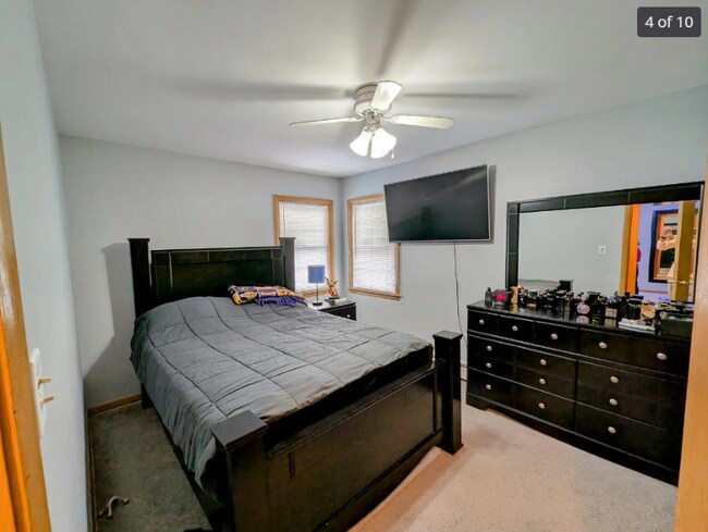 7228 38th Pl Unit 2S